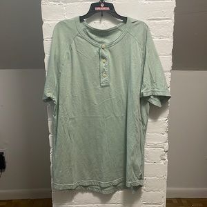 American Eagle Mens Short Sleeve Henley Shirt